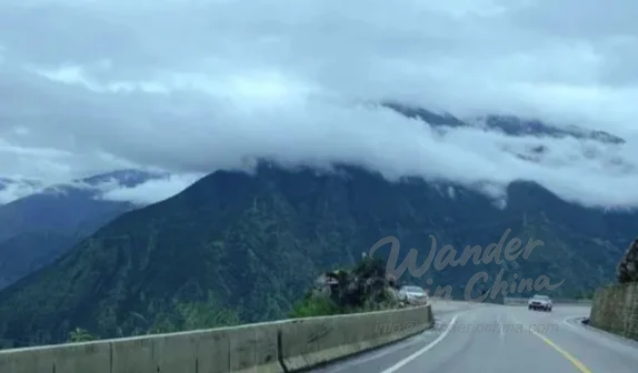 Road to Lugu Lake from Lijiang.