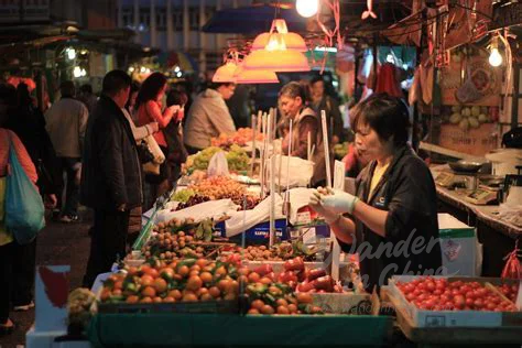 Temple Street Night Market