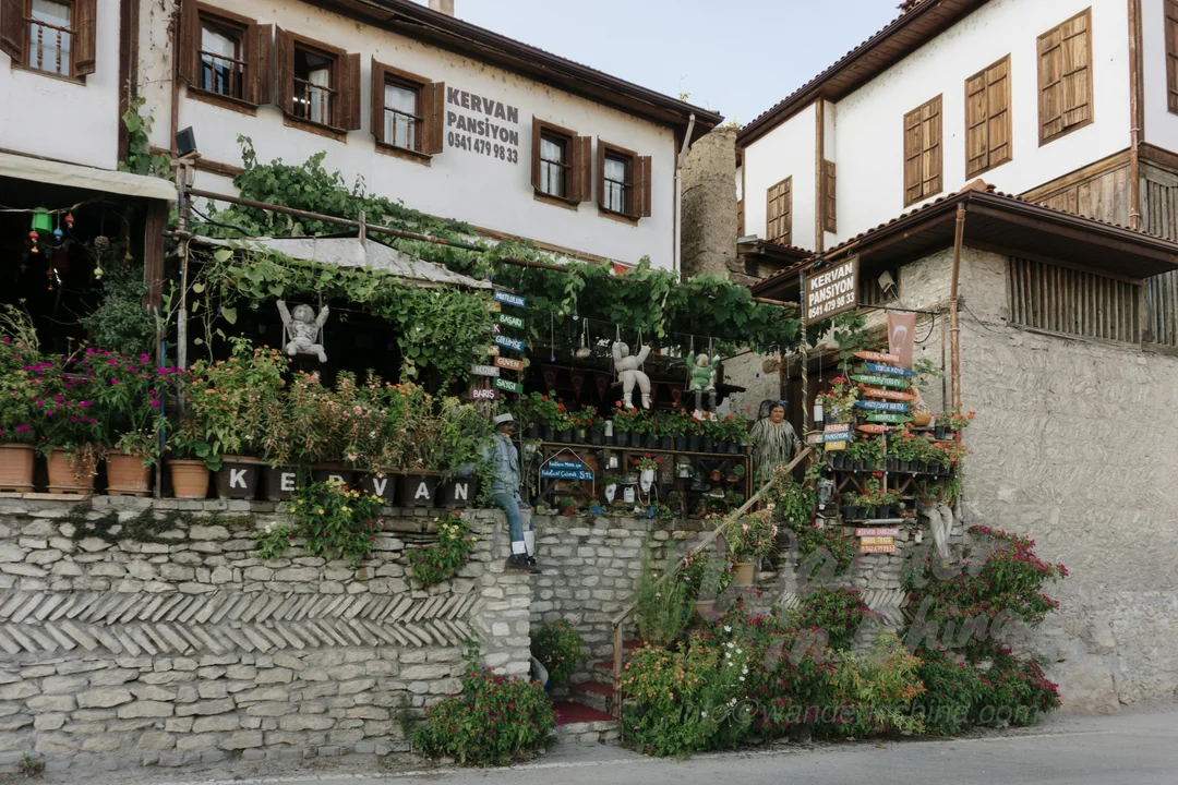 Traditional Bai guesthouse courtyard in Dali.