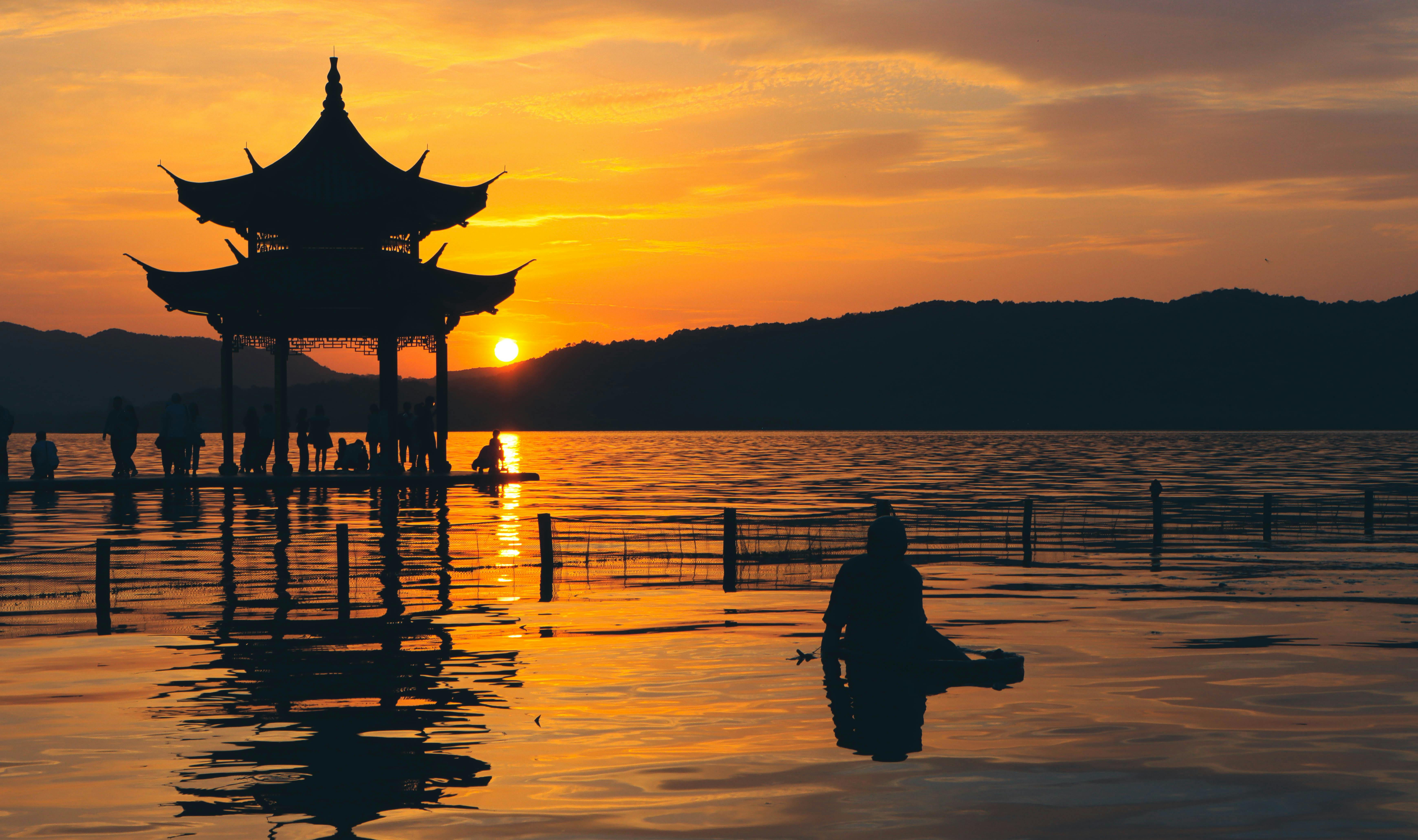 Le lac de l'Ouest à Hangzhou : Votre guide de voyage ultime