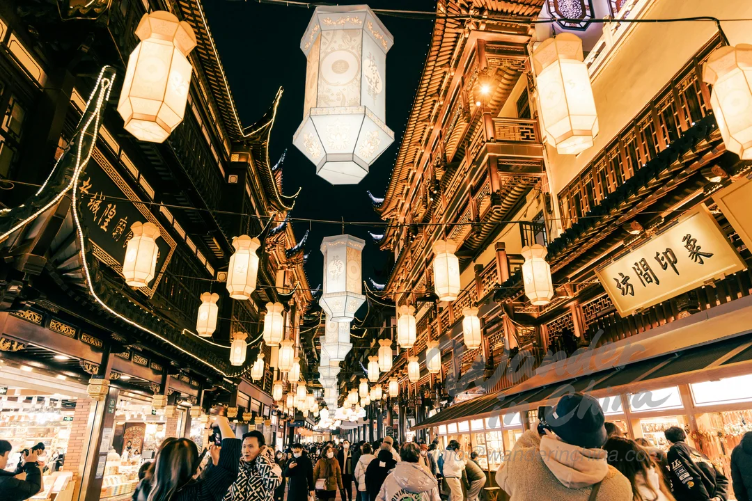 Yu Garden Shanghai: Your Complete Tourist Guide to the Classical Garden Thumbnail
